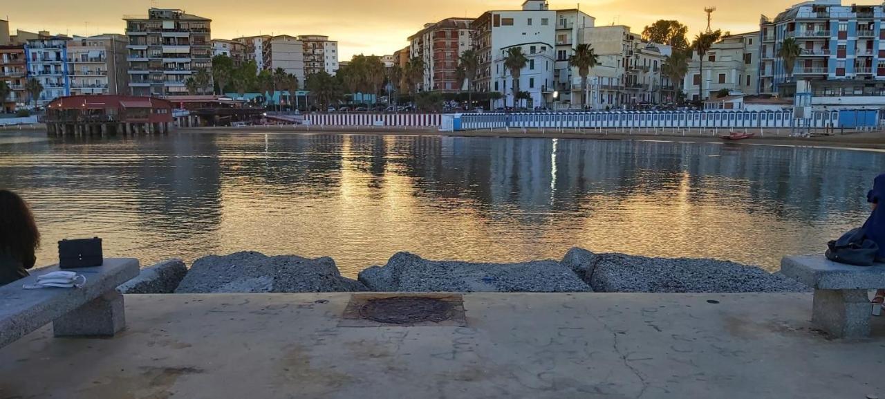B&B I Viaggi Di Edo Crotone Eksteriør billede